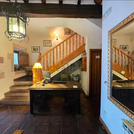 Casona De La Salceda *