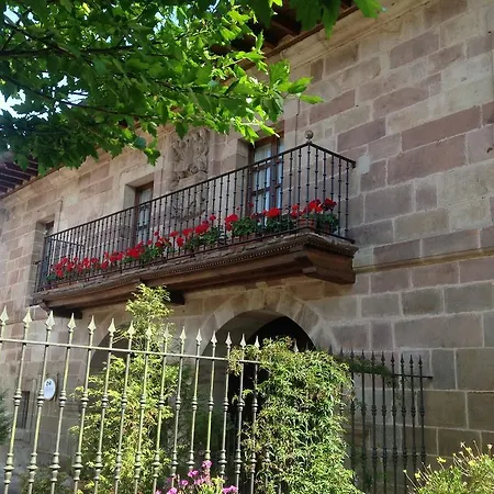 Casona De La Salceda Hétvégi ház Treceño