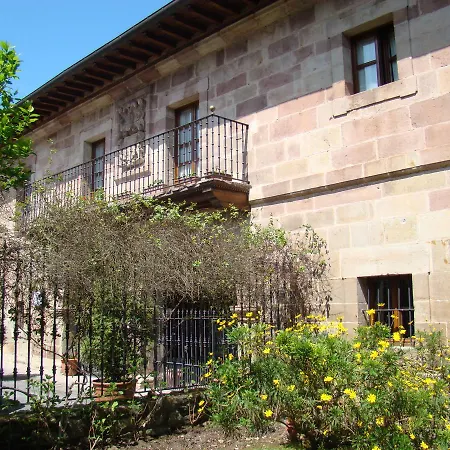 בית כפרי Casona De La Salceda Treceño