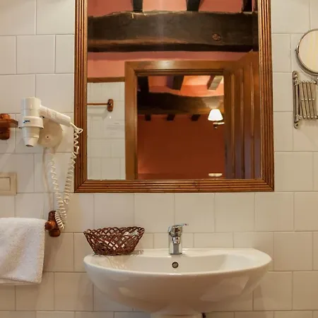 Casona De La Salceda בית כפרי *