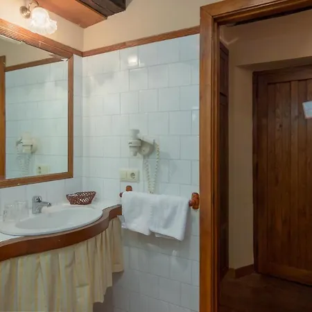 Casona De La Salceda