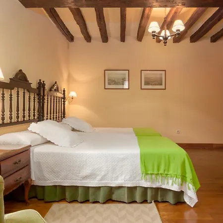 בית כפרי Casona De La Salceda