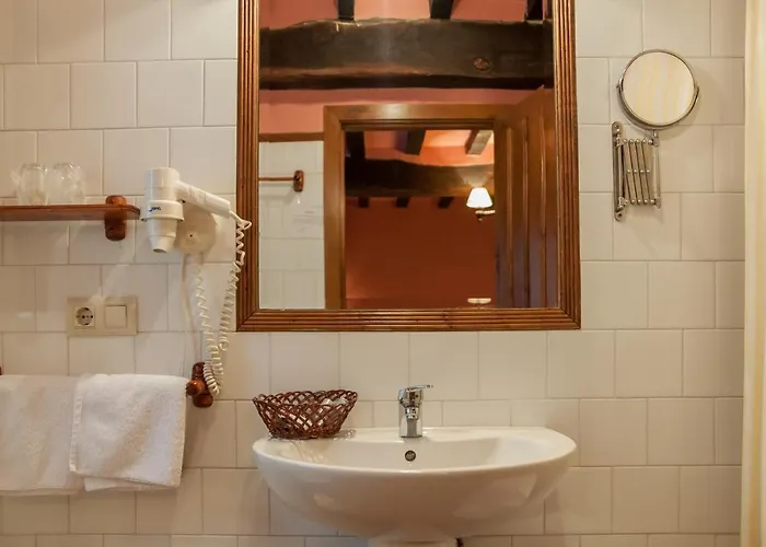 Casona De La Salceda Летний дом *