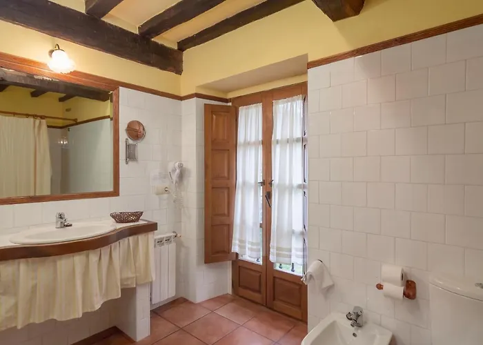 Casona De La Salceda Летний дом