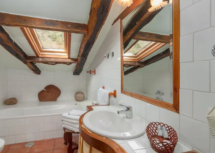 Casona De La Salceda Летний дом *