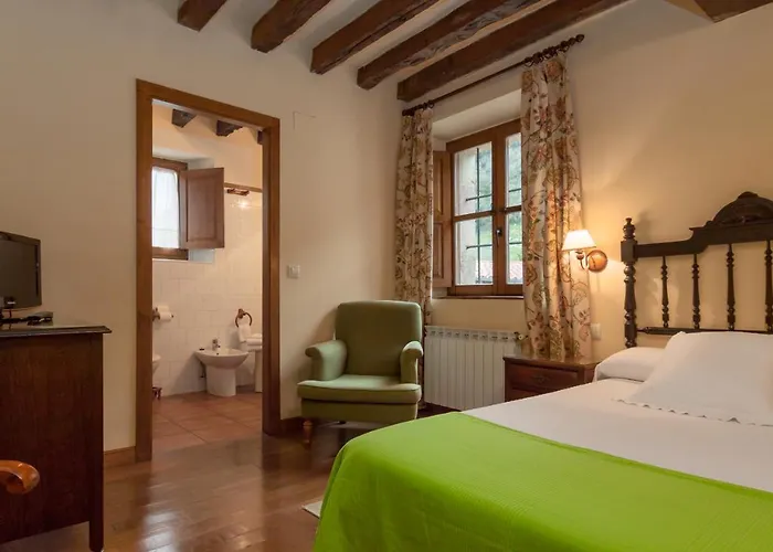 Casona De La Salceda * Treceño